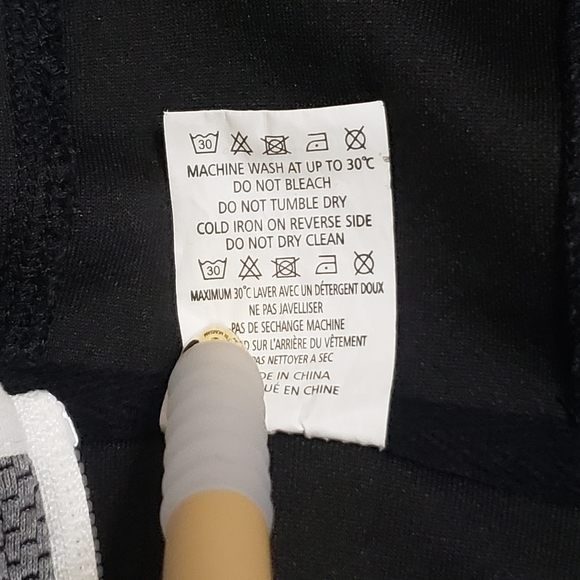 Zyia Active Gray Sport Pocket Hoodie Jacket XXXL Full Zip Outdoors Lightweight - Picture 7 of 13